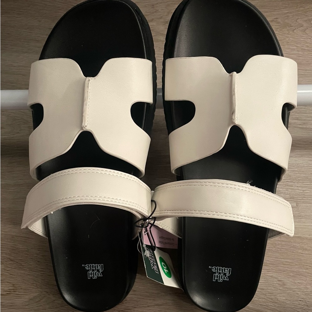 Women's Cream Sandals